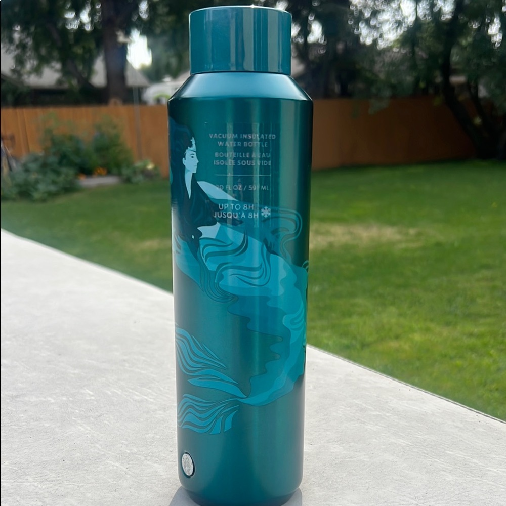 Starbucks Teal Mermaid Vacuum Insulated Water Bottle 20 ounces